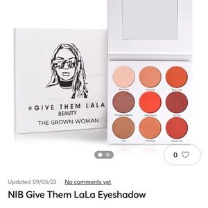 Give Them LaLa Beauty EyeShadow Pallete